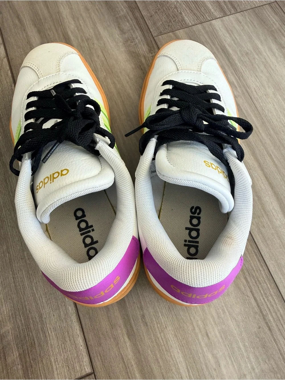 adidas White Sneakers with Gum Sole and Black Accents - Picture 5 of 8